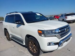 2020 Toyota Land cruiser 5.7