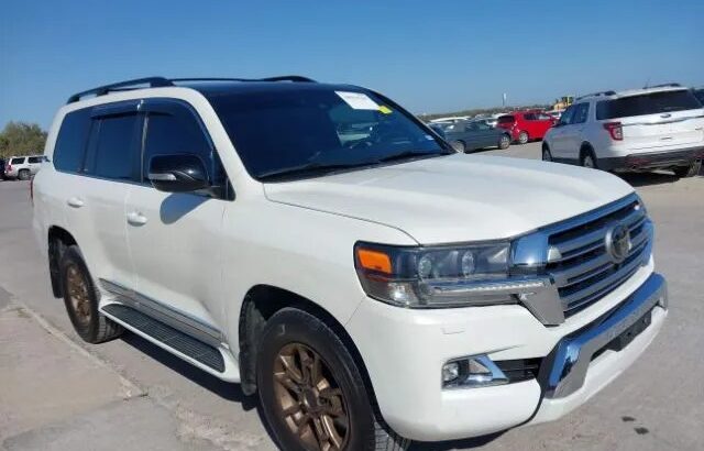 2020 Toyota Land cruiser 5.7