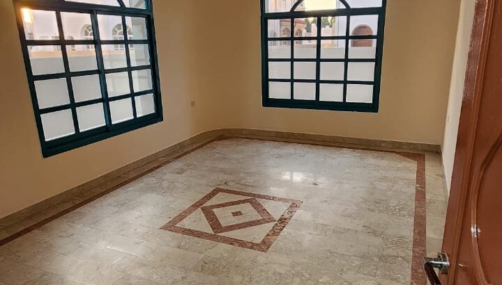 فيلا في جميرا للايجار في دبي 10 دقائق من دبي مول